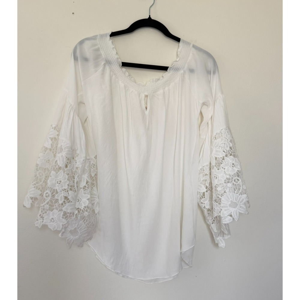 Muche muchette ‎ Off Shoulder Top One Size White Lace Bell Sleeves Pre-owned